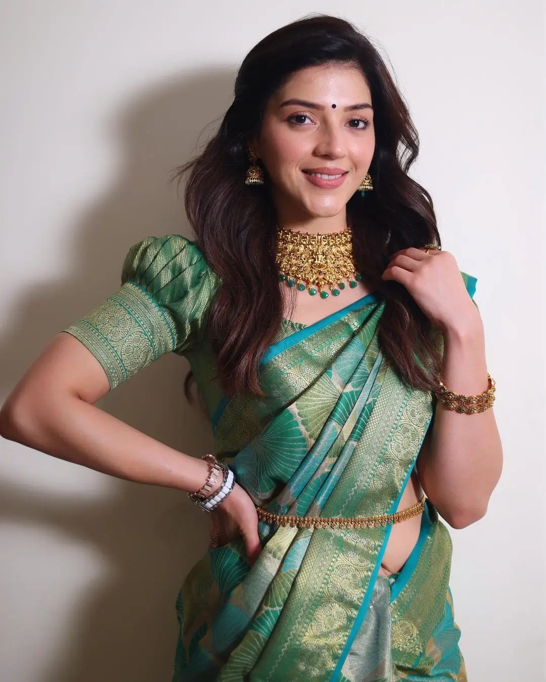 Mehreen Pirzada In South Indian Traditional Green Saree Blouse